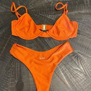 Nvud orange bikini